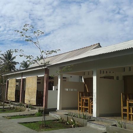 Putri Homestay Gili Meno Habitación foto