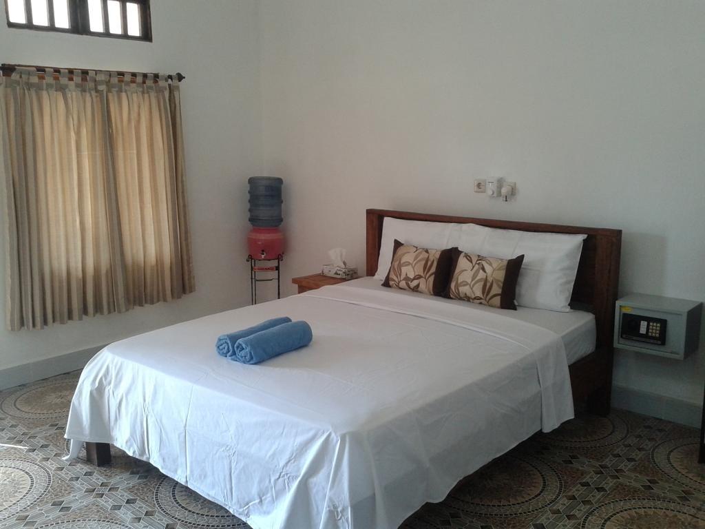 Putri Homestay Gili Meno Habitación foto